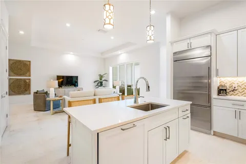 $1,495,000 | 30 Strand Drive, Vero Beach, FL 32963