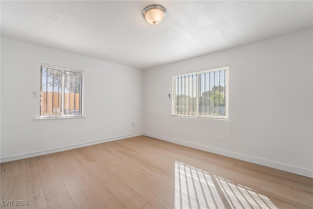 3045 Cedar Street Las Vegas, NV 89104 - Photo 11 of 79