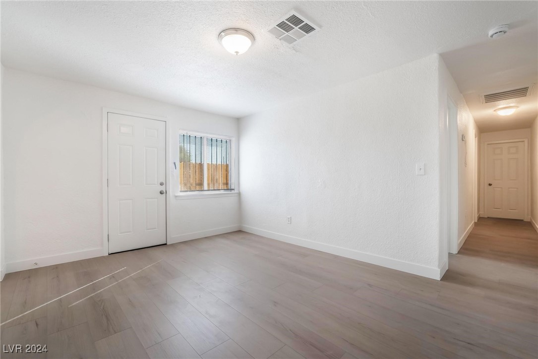 3045 Cedar Street Las Vegas, NV 89104 - Photo 18 of 79