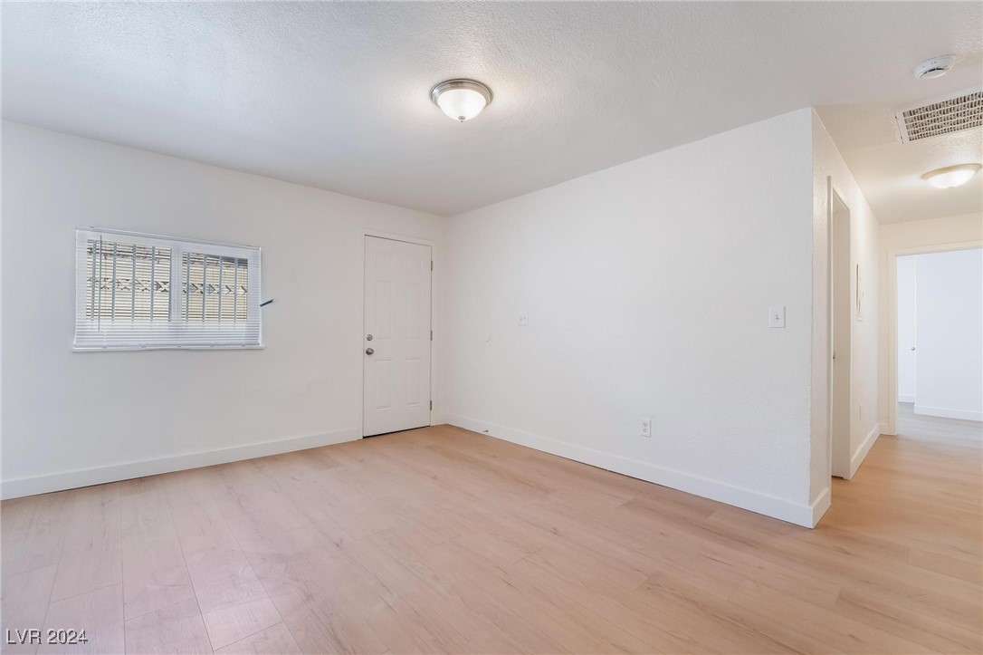 3045 Cedar Street Las Vegas, NV 89104 - Photo 32 of 79