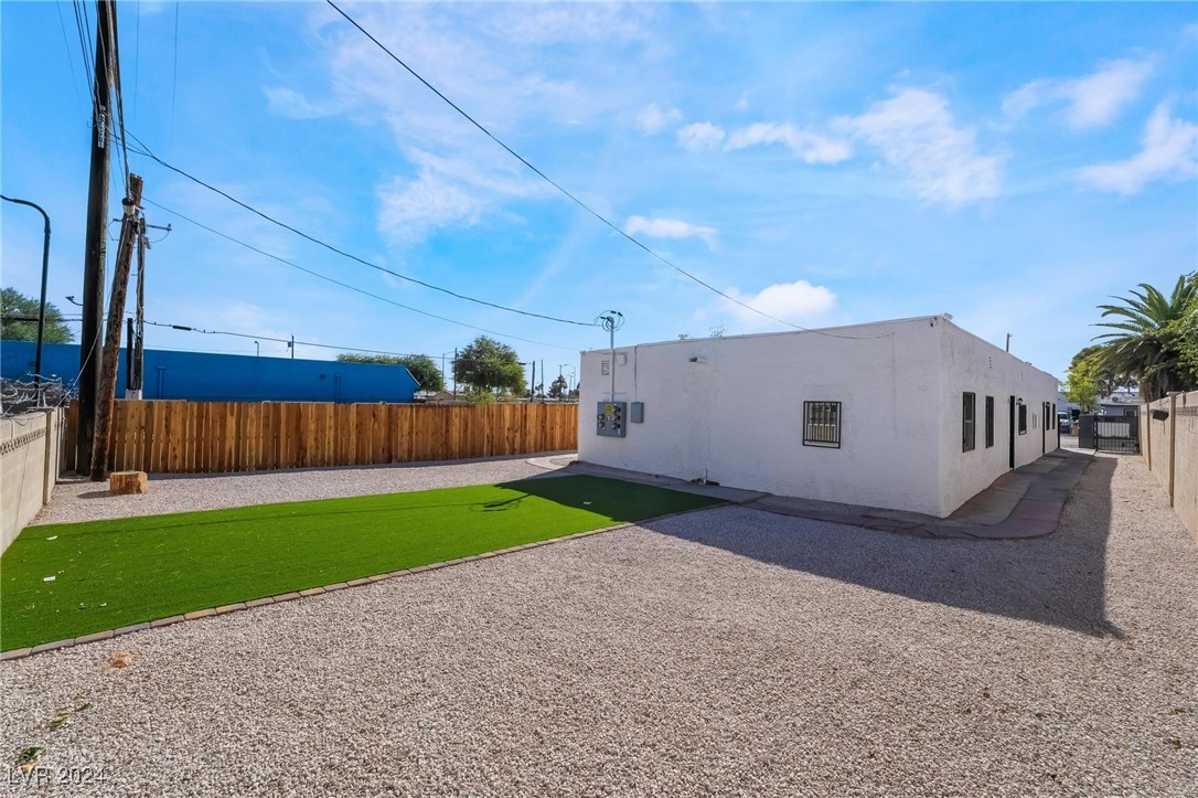 3045 Cedar Street Las Vegas, NV 89104 - Photo 44 of 79