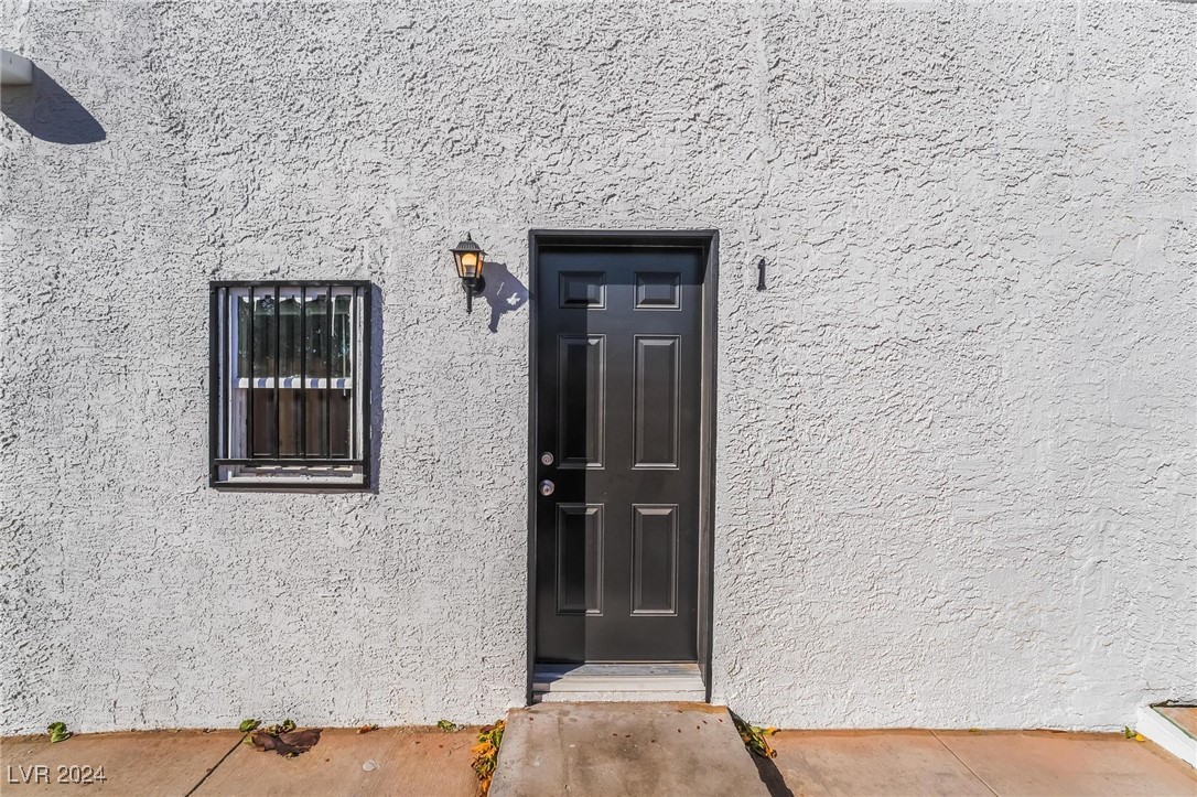 3045 Cedar Street Las Vegas, NV 89104 - Photo 5 of 79