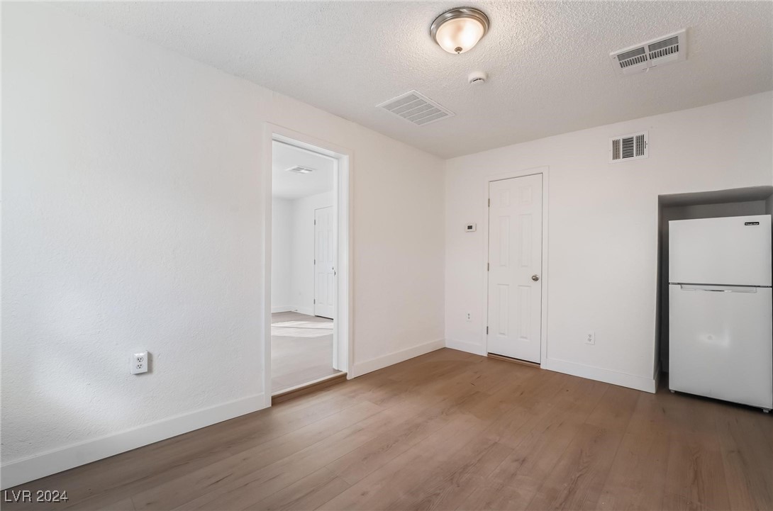 3045 Cedar Street Las Vegas, NV 89104 - Photo 6 of 79