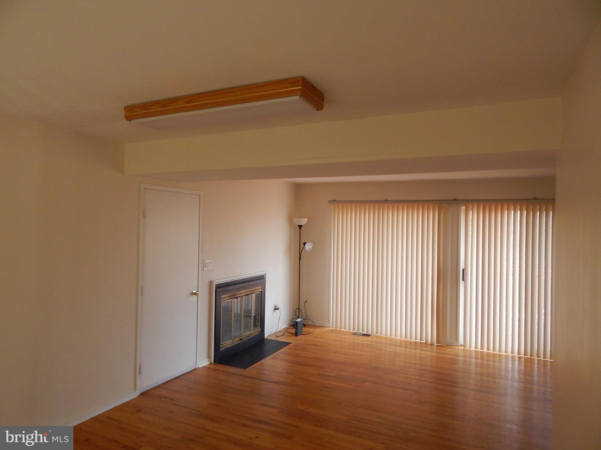 1518 Ainsley Road Silver Spring, MD 20904 - Photo 4 of 36 Gallery Image 4