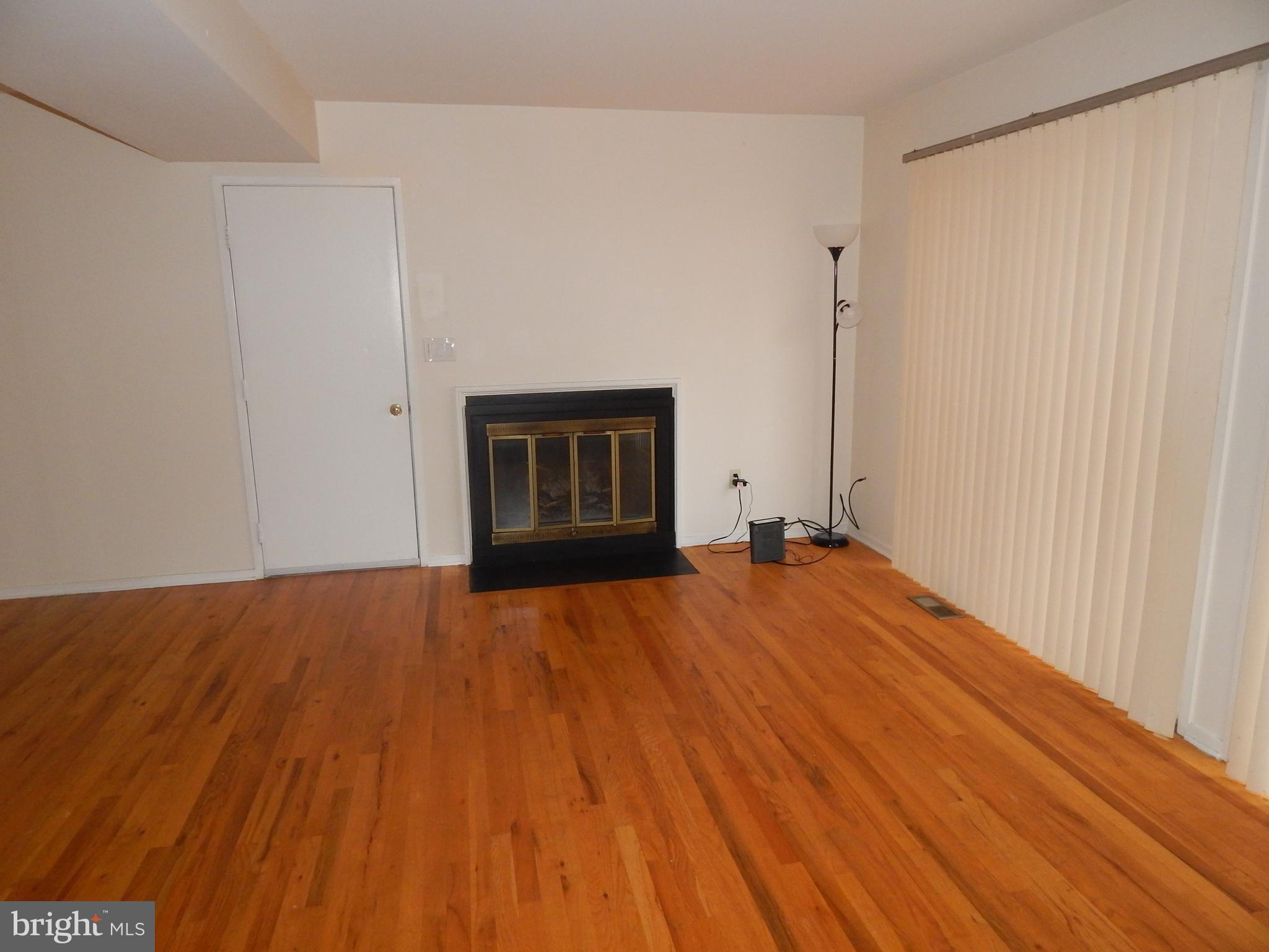 1518 Ainsley Road Silver Spring, MD 20904 - Photo 5 of 36 Gallery Image 5