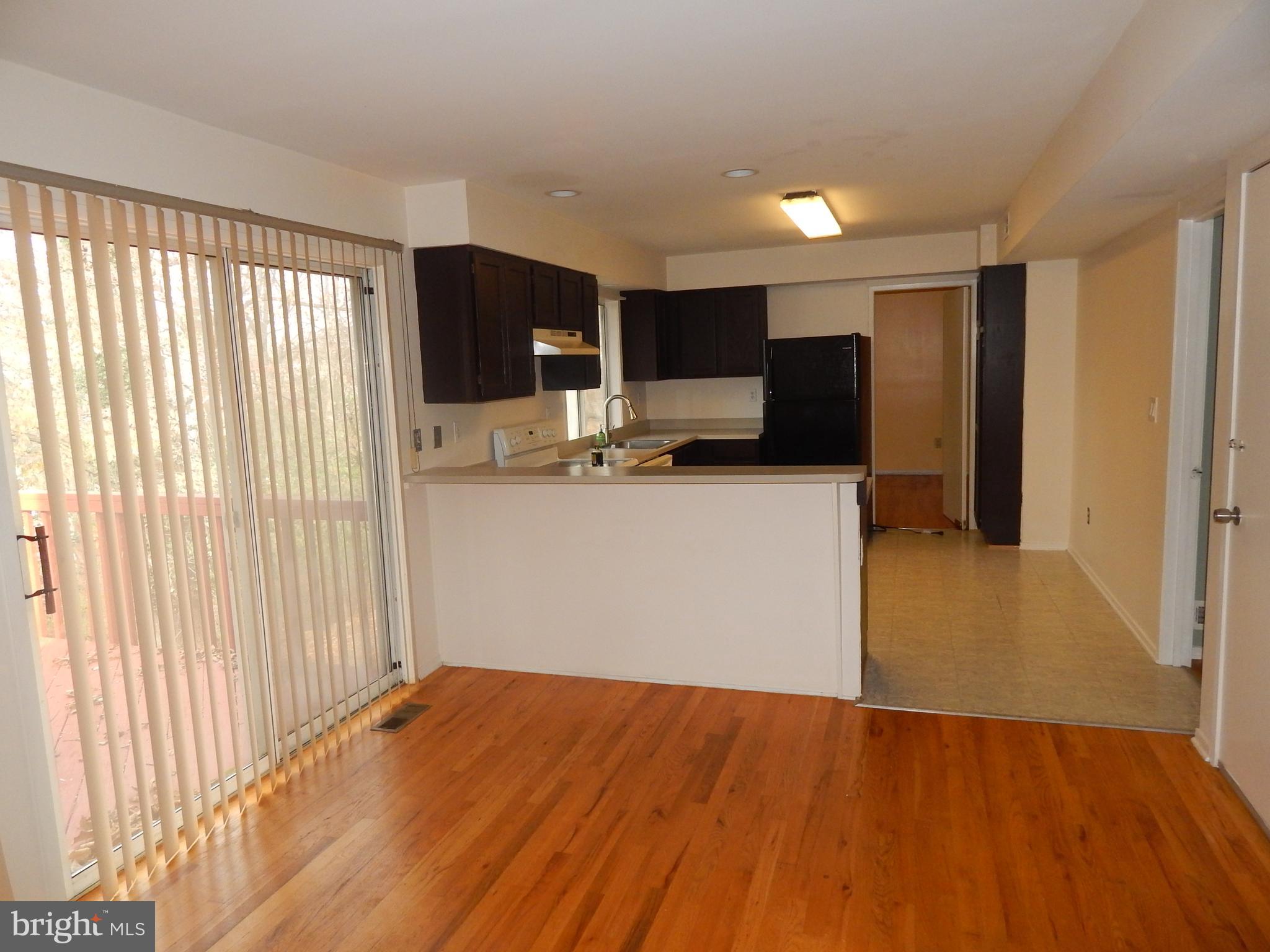 1518 Ainsley Road Silver Spring, MD 20904 - Photo 8 of 36 Gallery Image 8