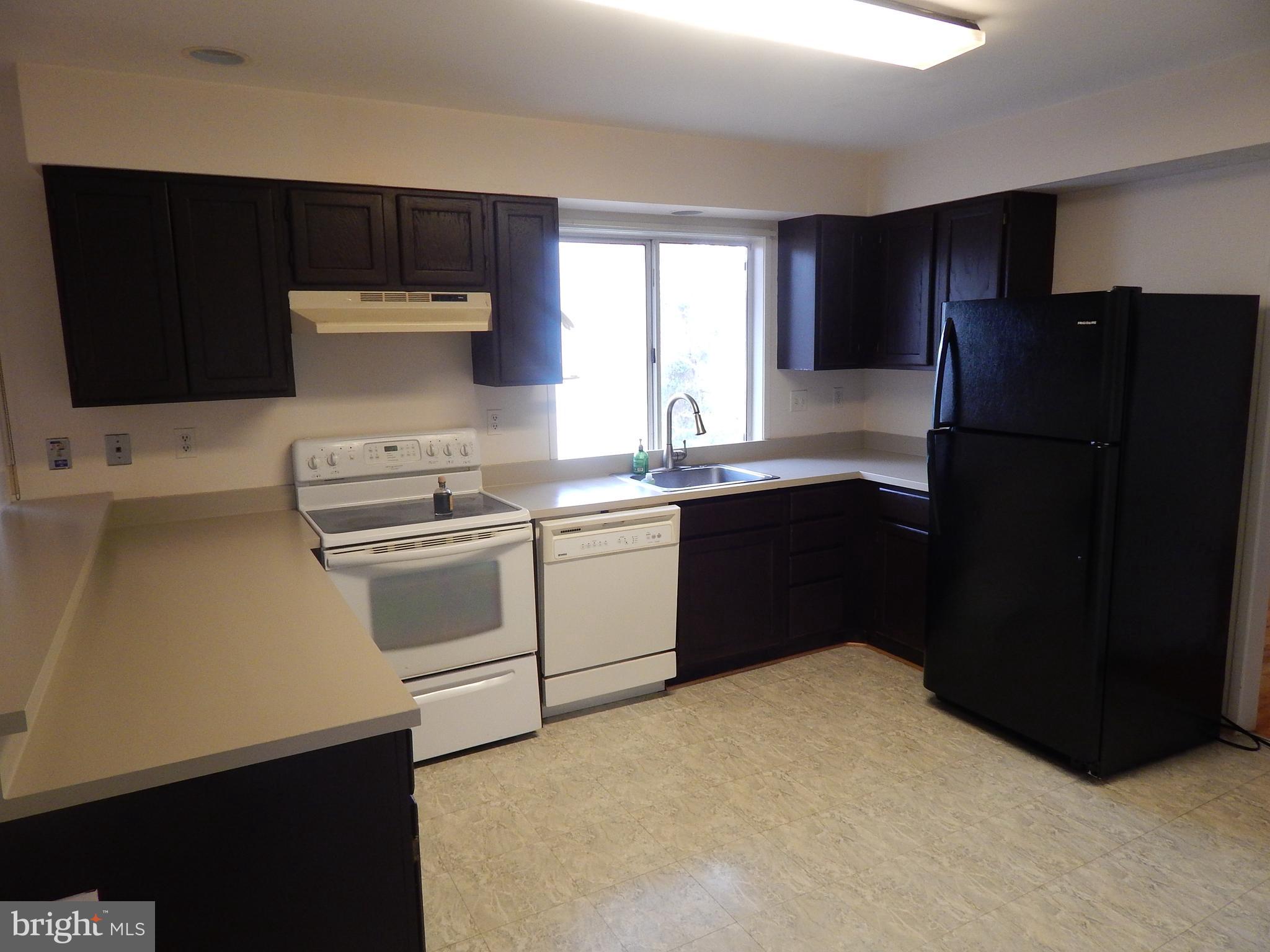 1518 Ainsley Road Silver Spring, MD 20904 - Photo 9 of 36 Gallery Image 9