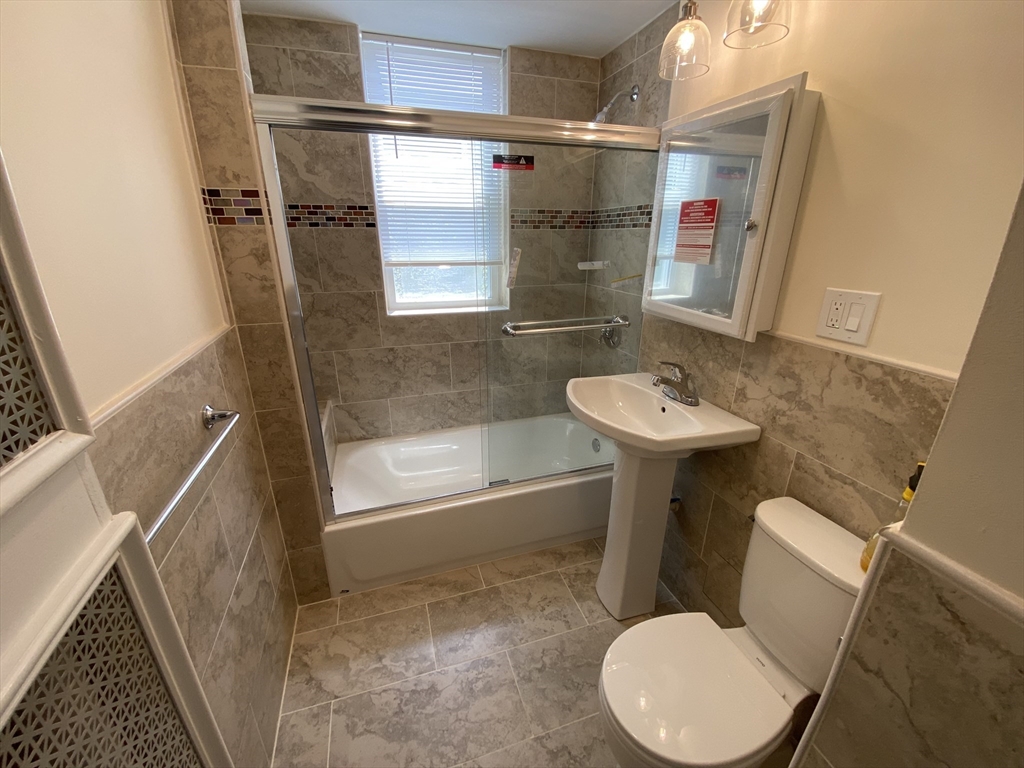 98 Toxteth Street, Unit 3 Brookline, MA 02446 - Photo 8 of 24