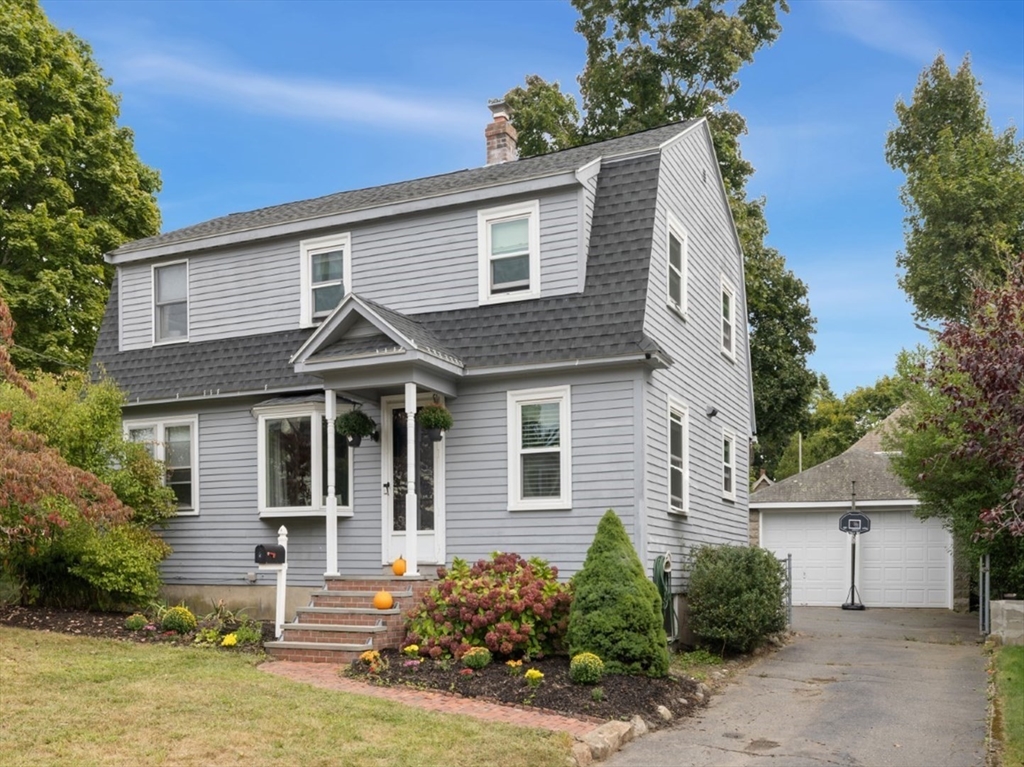 6 Bates Park Avenue Beverly, MA 01915 - Photo 1 of 31