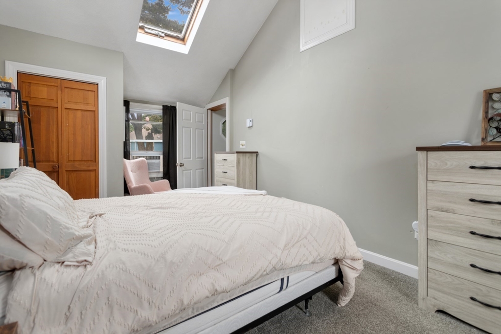 6 Bates Park Avenue Beverly, MA 01915 - Photo 18 of 31