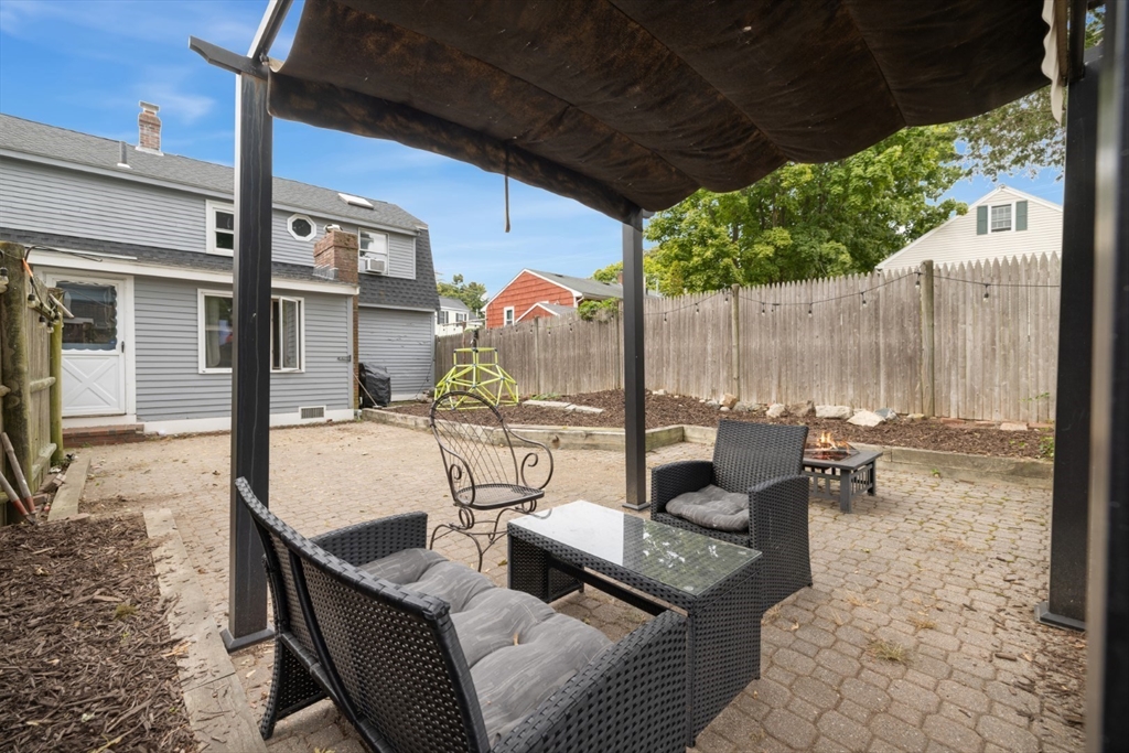 6 Bates Park Avenue Beverly, MA 01915 - Photo 28 of 31