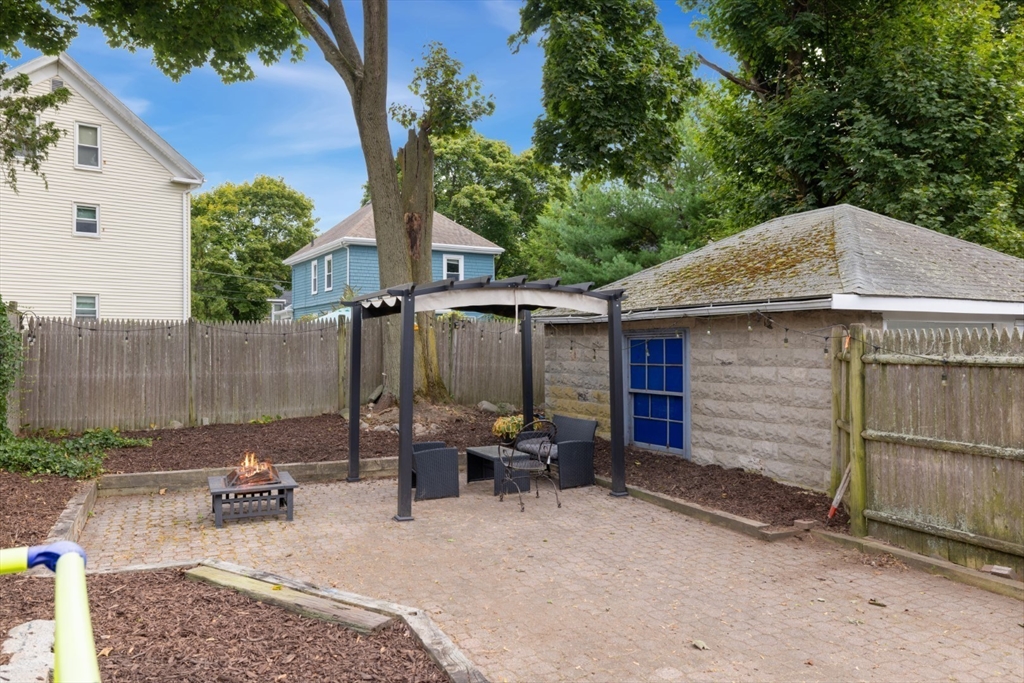 6 Bates Park Avenue Beverly, MA 01915 - Photo 31 of 31