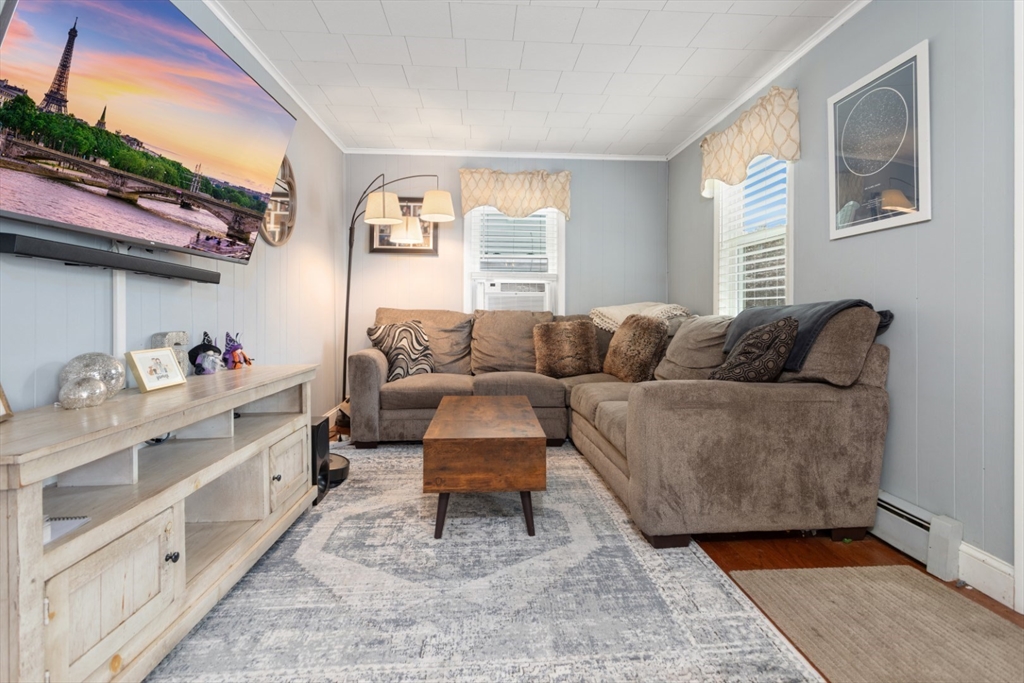 6 Bates Park Avenue Beverly, MA 01915 - Photo 6 of 31