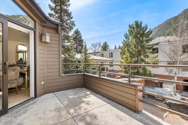 $90,000 | 929 East Durant Avenue, Unit 4, Aspen, CO 81611