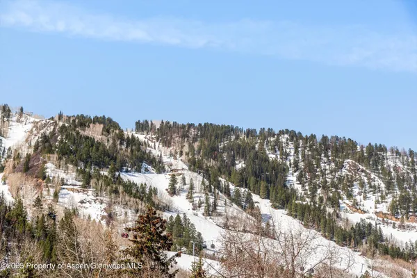 $90,000 | 929 East Durant Avenue, Unit 4, Aspen, CO 81611