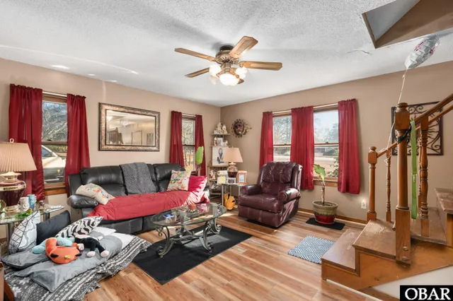 $369,000 | 802 West Kitty Hawk Road, Kitty Hawk, NC 27949