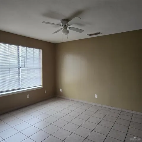 $750 | 106 South Bryan Road, Mission, TX 78572