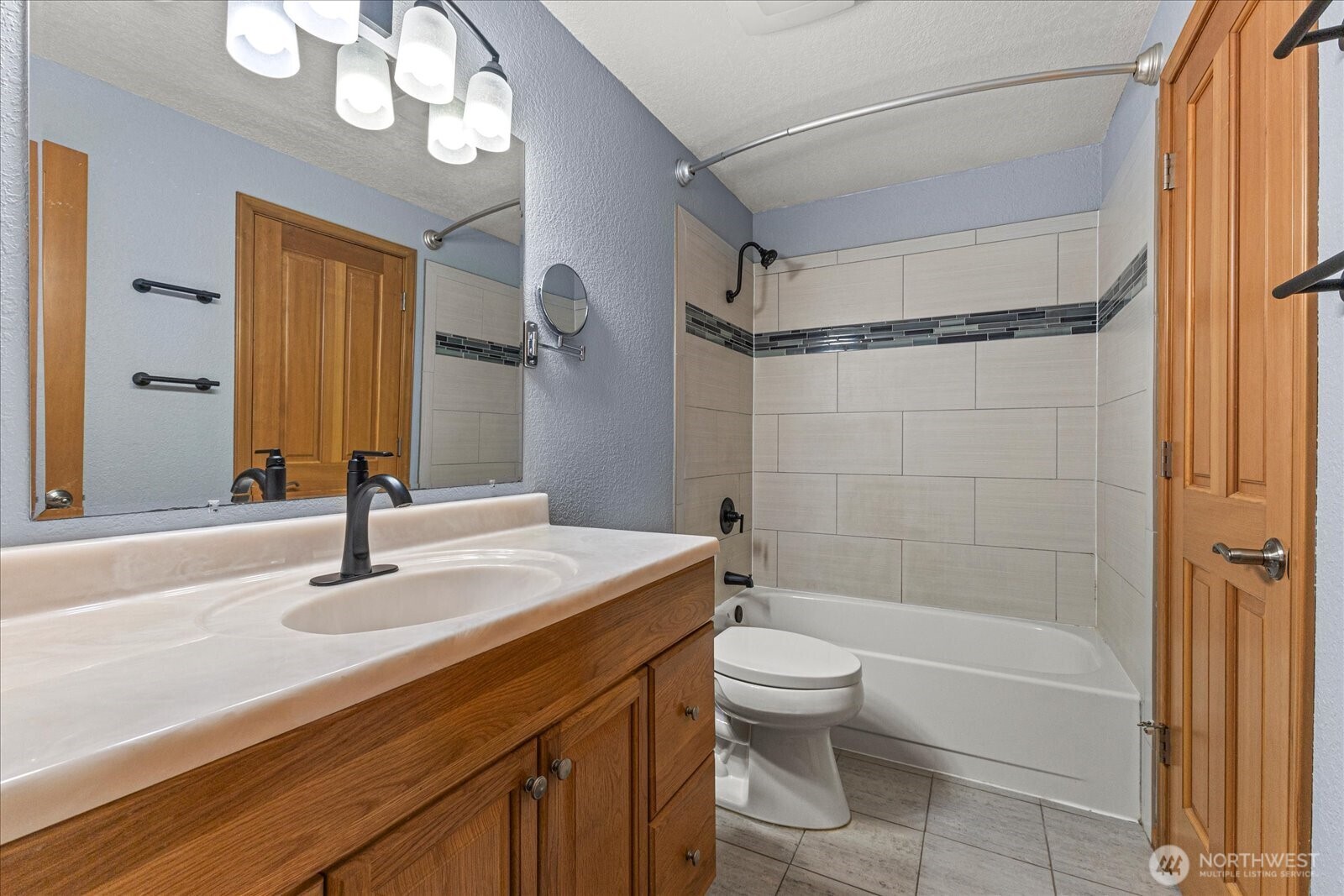 18411 22nd Drive Southeast Bothell, WA 98012 - Photo 12 of 28