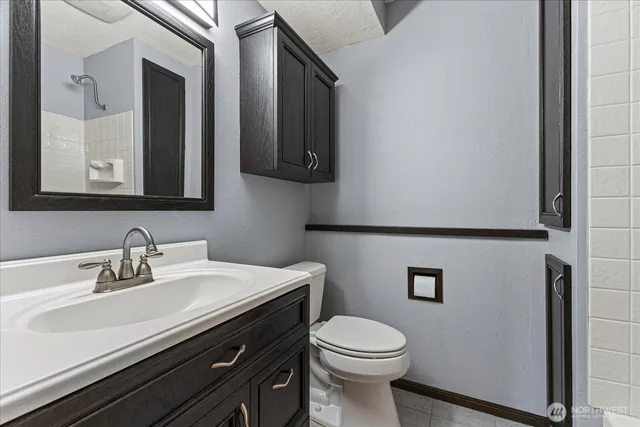 $850,000 | 18411 22nd Drive Southeast, Bothell, WA 98012