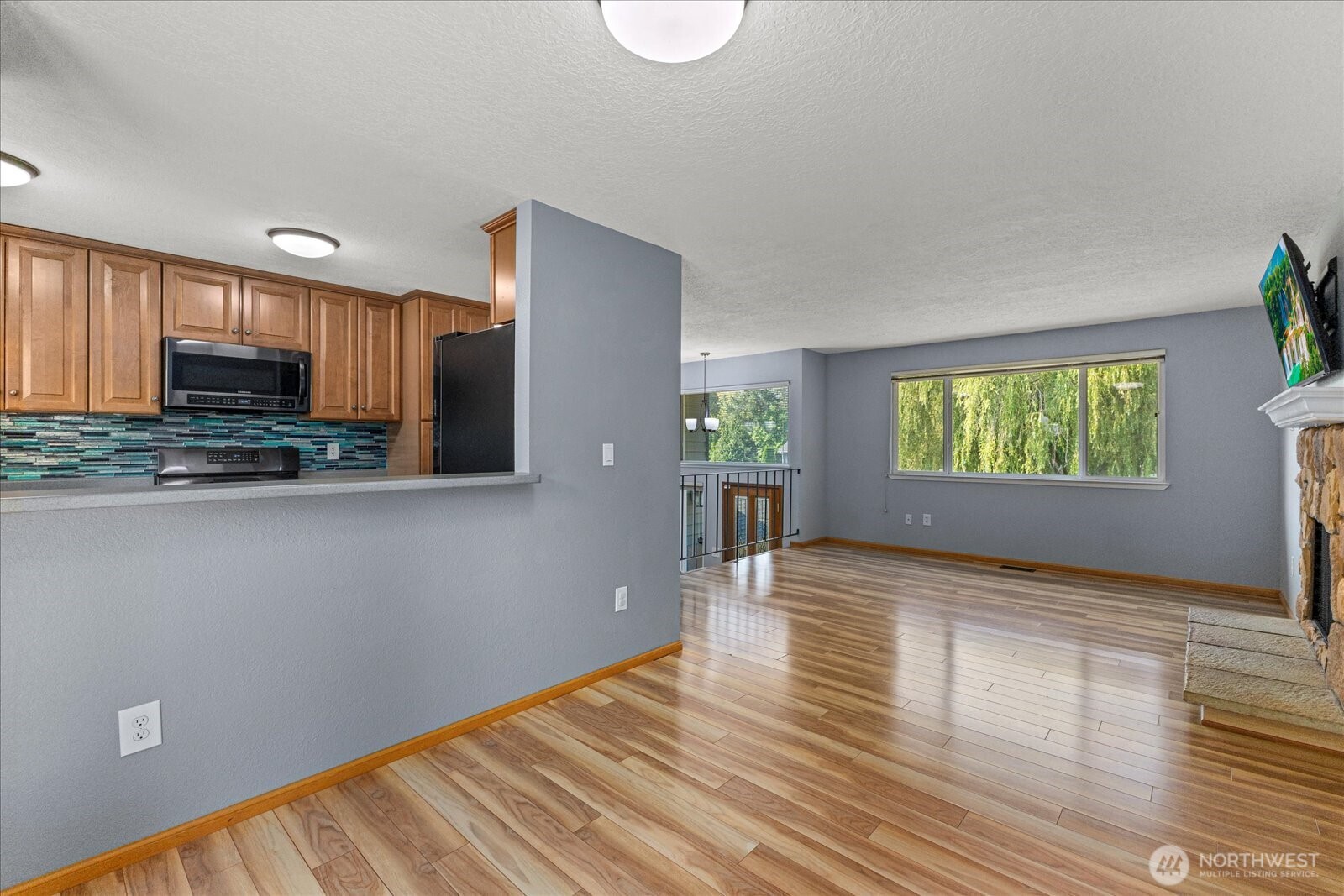 18411 22nd Drive Southeast Bothell, WA 98012 - Photo 6 of 28