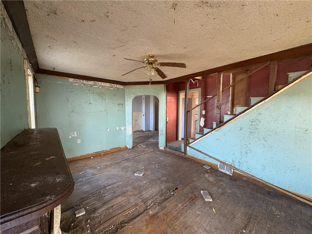 1315 North Kiger Road Independence, MO 64050 - Photo 6 of 24