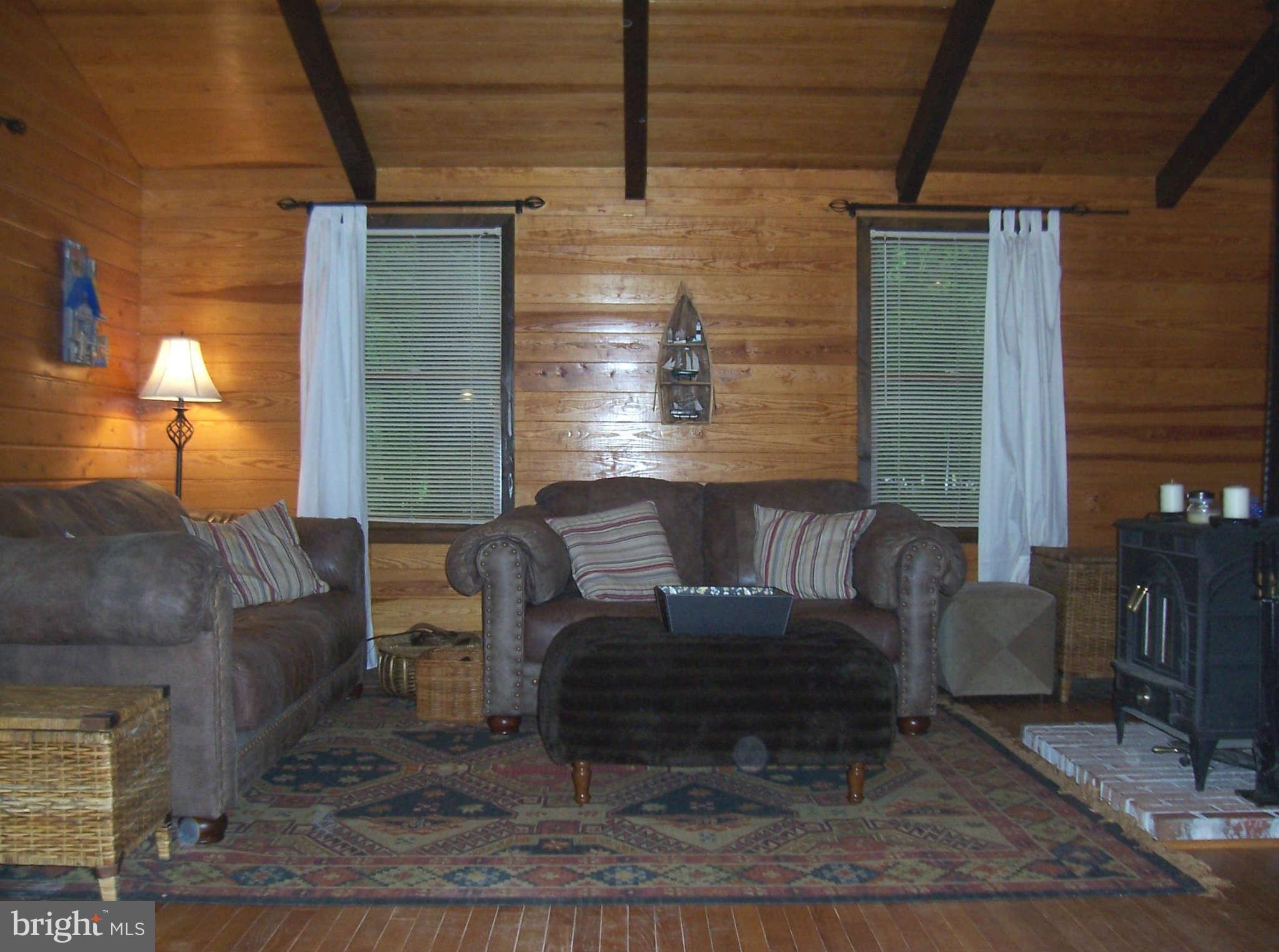 7107 Old Dickersons Road Orange, VA 22960 - Photo 8 of 20 Living Room