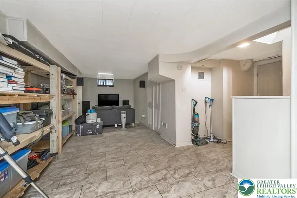 $360,000 | 326 Henry Street, Hellertown, PA 18055
