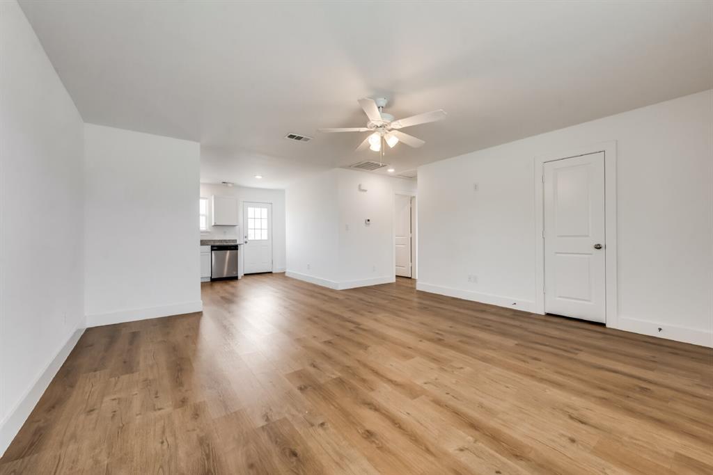 108 James Court, Unit 100 Decatur, TX 76234 - Photo 7 of 22 Gallery Image 7