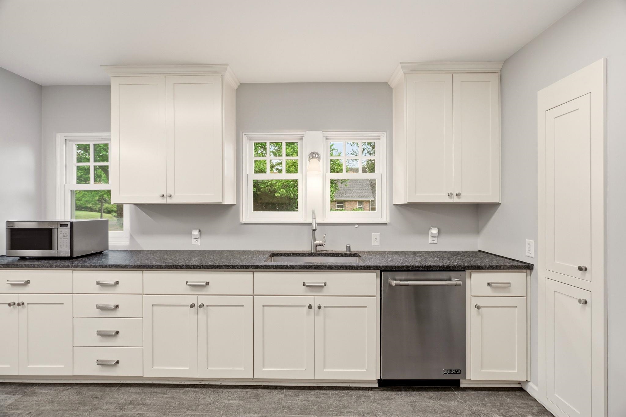 532 West 25th Avenue Spokane, WA 99203 - Photo 13 of 45