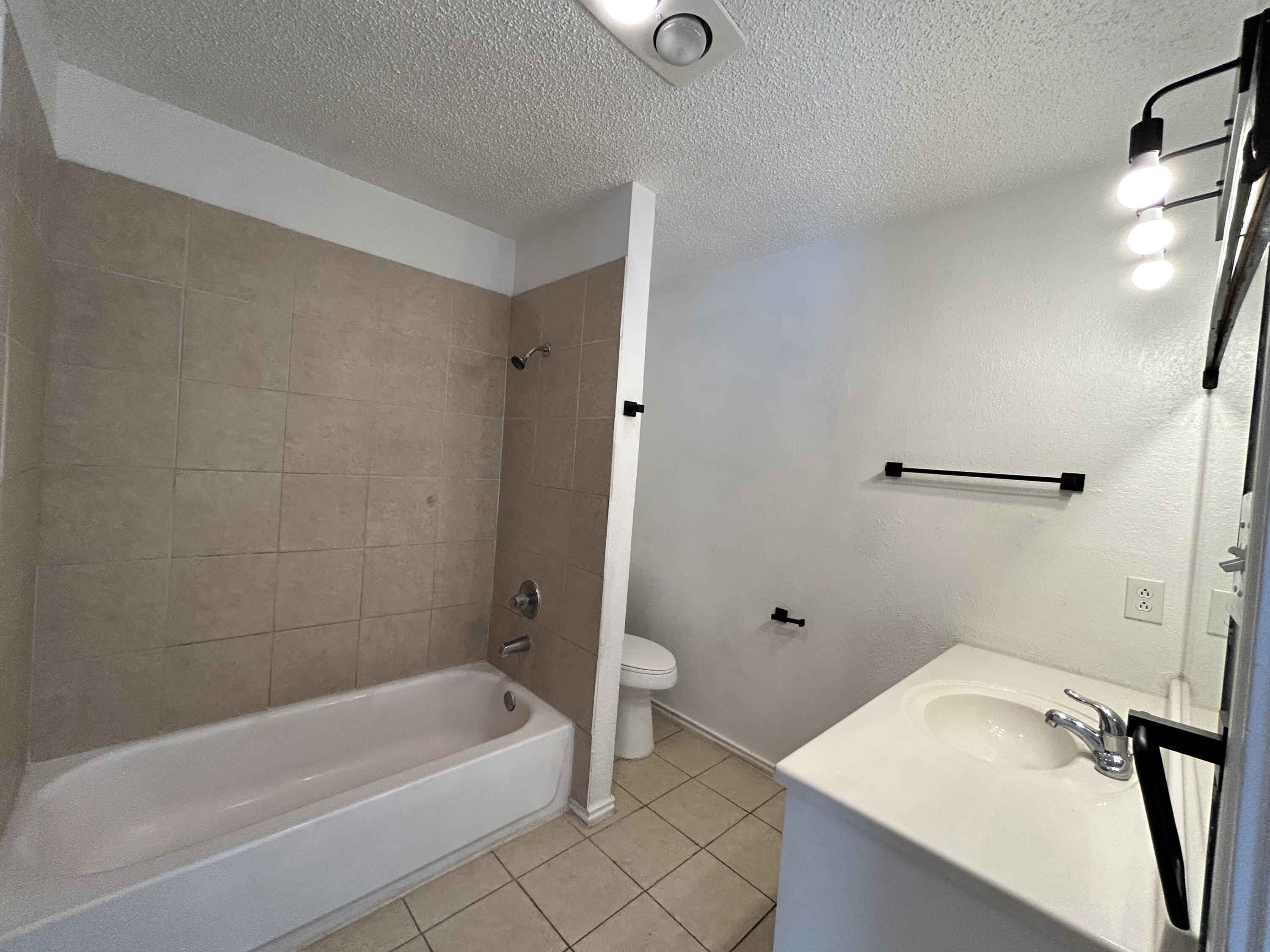 1303 80th Street, Unit A Lubbock, TX 79423 - Photo 9 of 16 IMG_0231