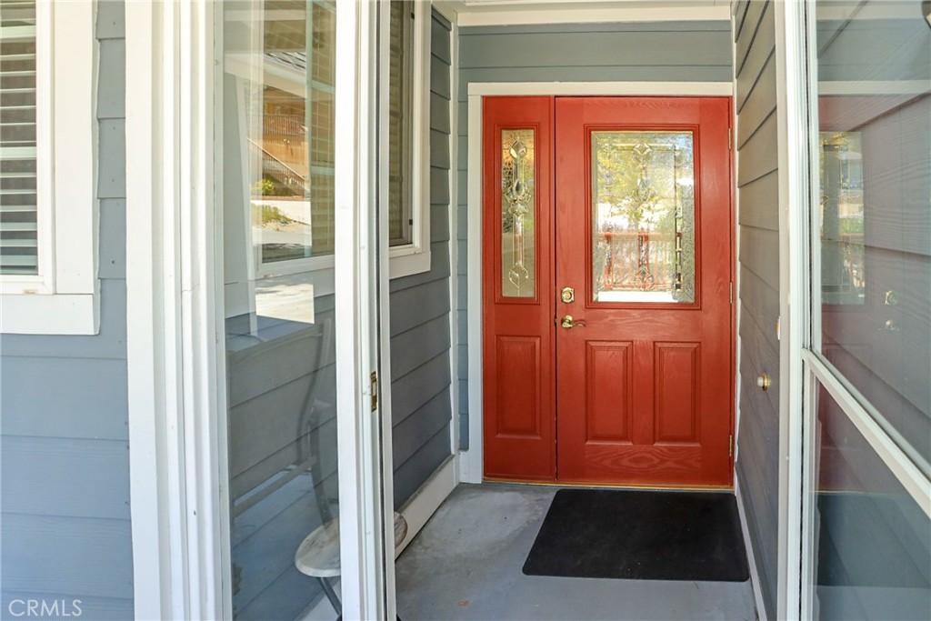 534 Highland Road Big Bear Lake, CA 92315 - Photo 4 of 33