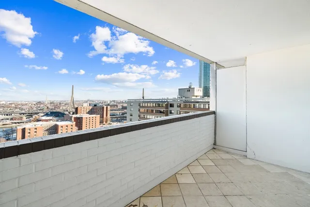 $575,000 | 8 Whittier Place, Unit 18A, Boston, MA 02114