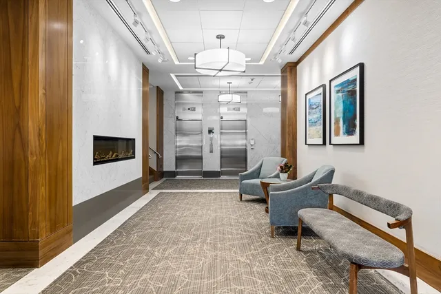 $575,000 | 8 Whittier Place, Unit 18A, Boston, MA 02114