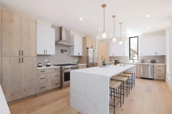 $7,950 | 2401 Willow Street, Austin, TX 78702