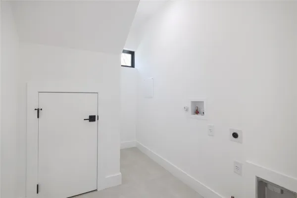 $7,950 | 2401 Willow Street, Austin, TX 78702