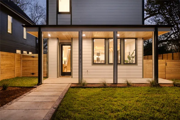 $7,950 | 2401 Willow Street, Austin, TX 78702