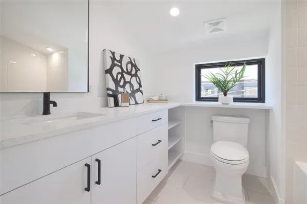 $7,950 | 2401 Willow Street, Austin, TX 78702