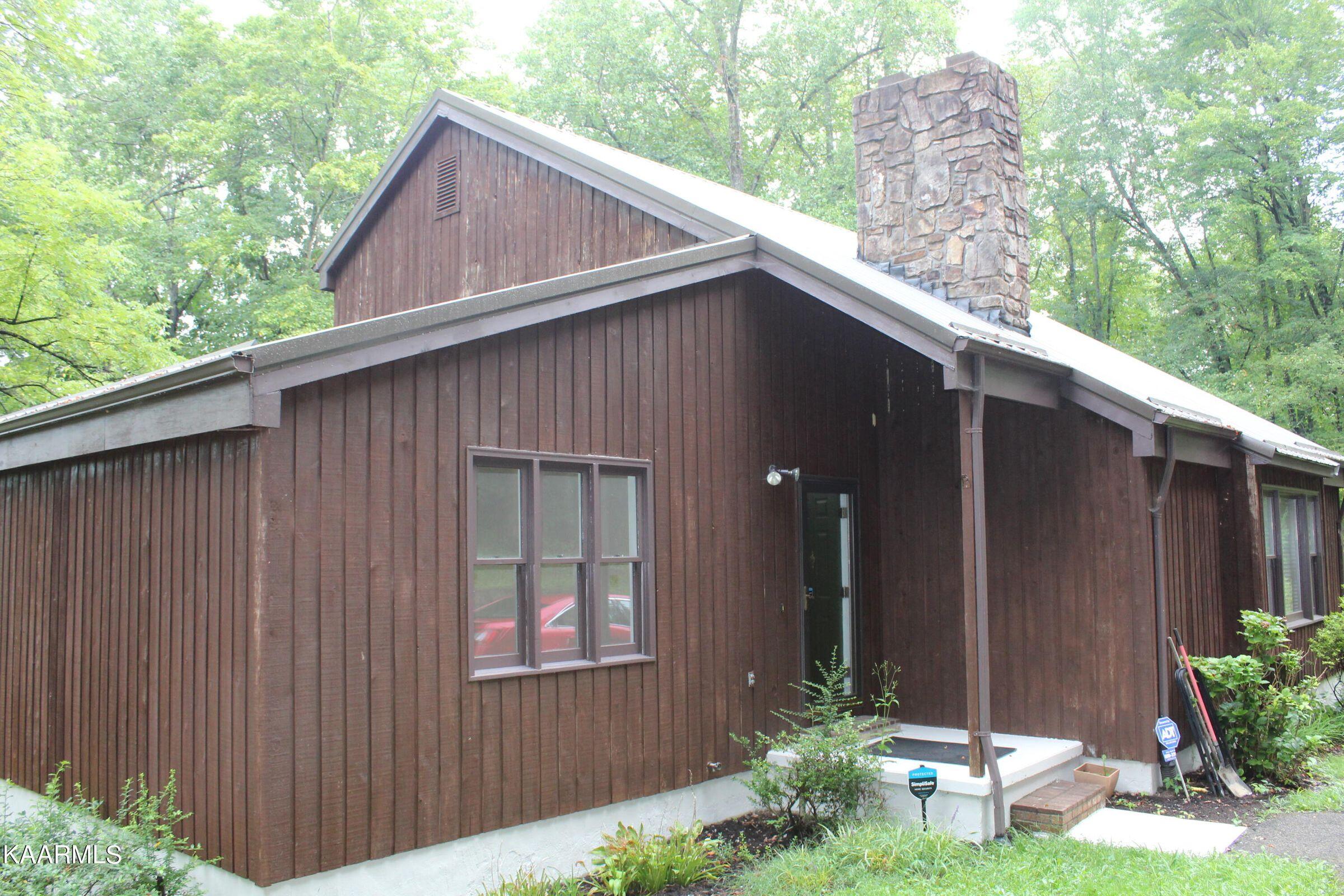 165 Lake Hill Road Middlesboro, KY 40965 - Photo 4 of 53 20220903162935312227000000-o