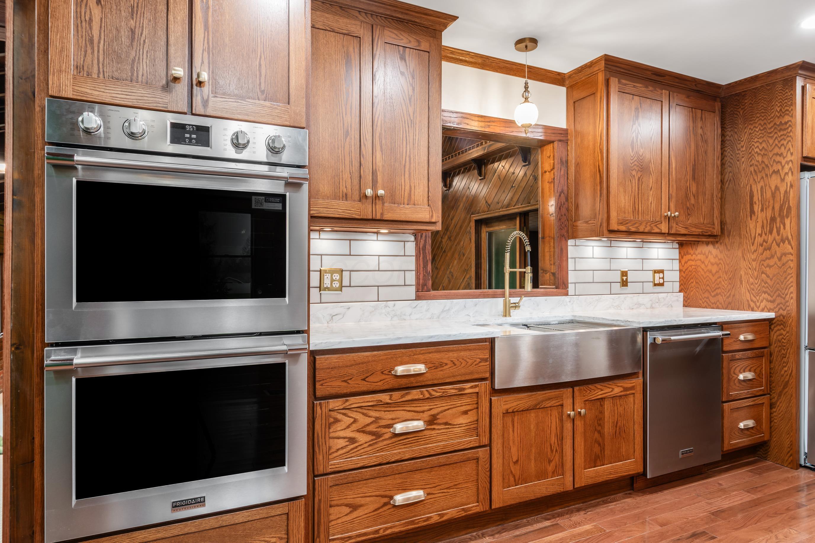 3229 Nolan Road Zanesville, OH 43701 - Photo 17 of 53 3229 Nolan-eat-in kitchen 8