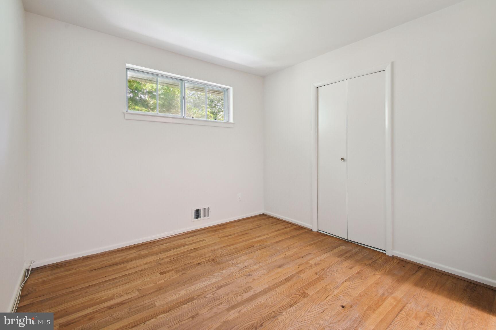 9509 Vance Place Silver Spring, MD 20901 - Photo 12 of 33