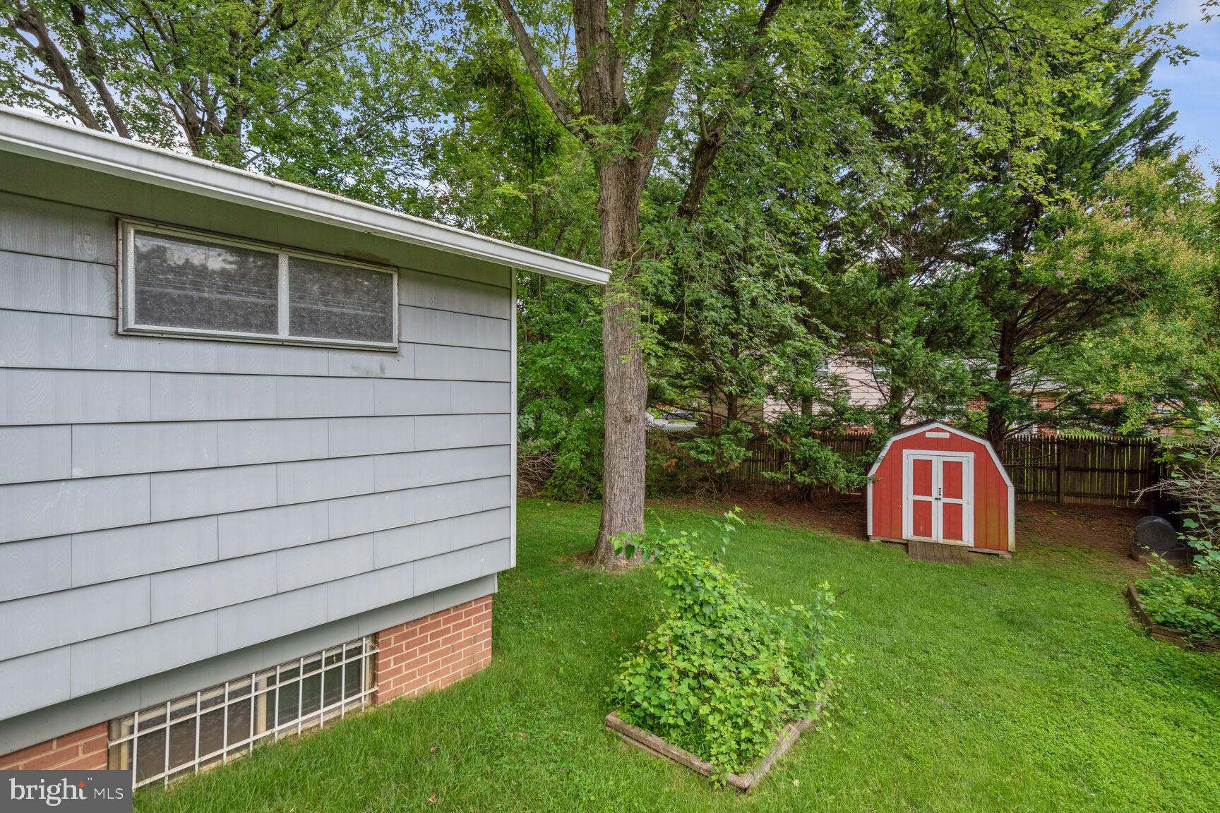 9509 Vance Place Silver Spring, MD 20901 - Photo 26 of 33