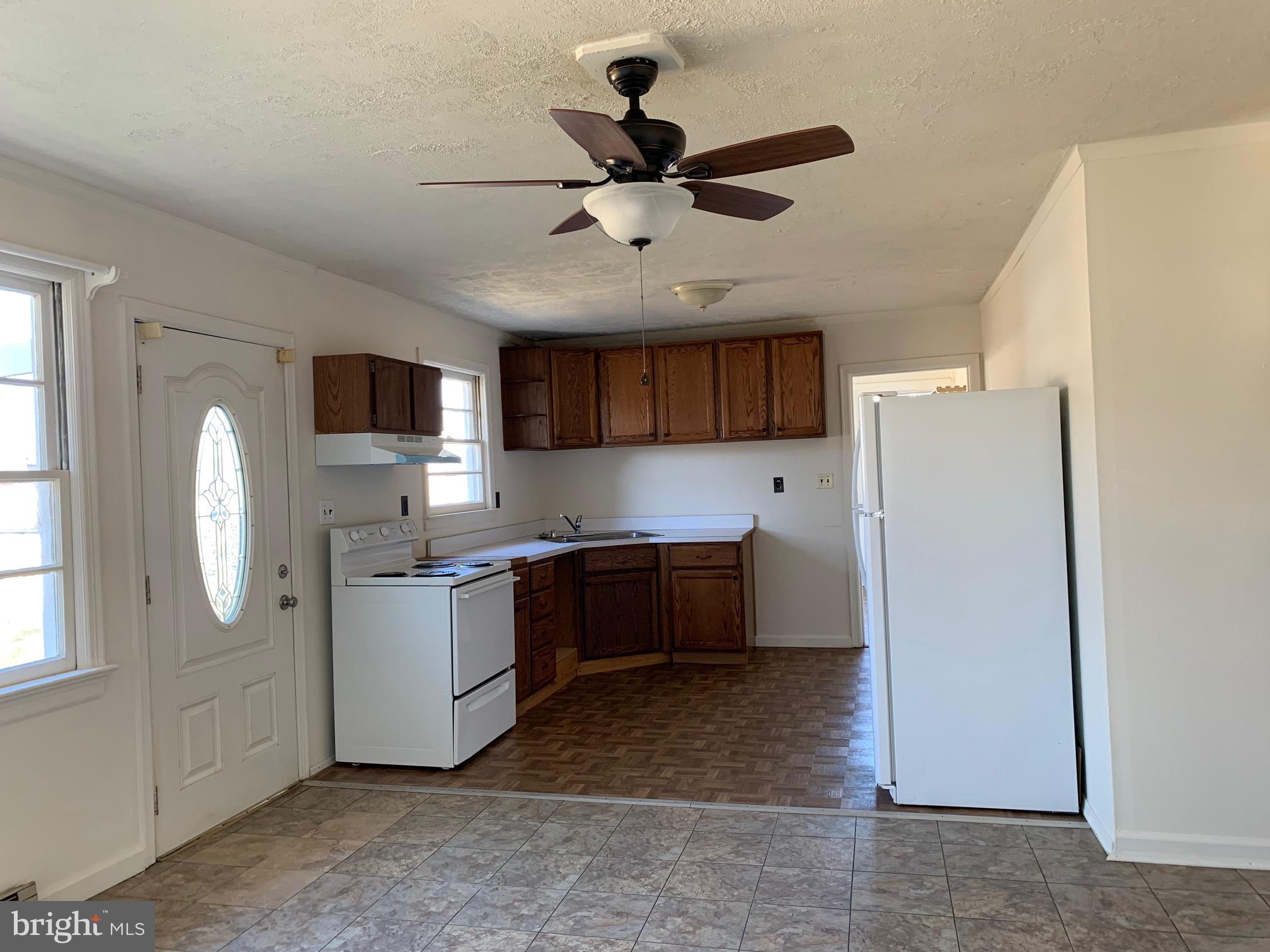 412 Lake Drive Colonial Beach, VA 22443 - Photo 3 of 14 View of Kitchen