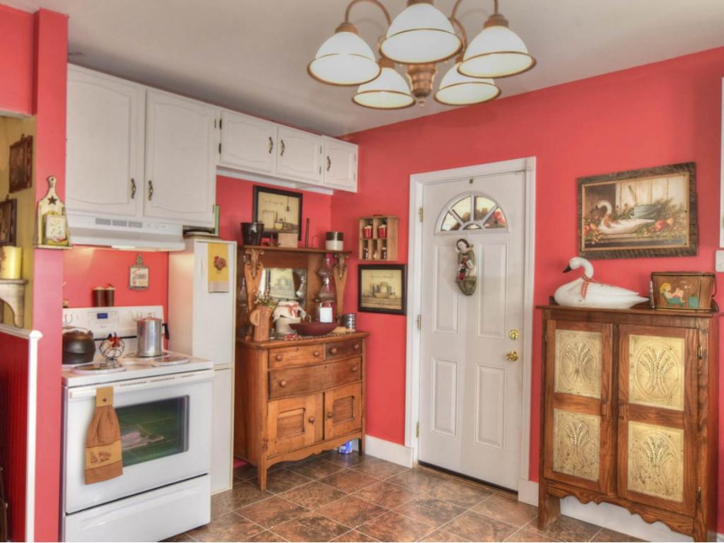 1043 Gravely Road Kingsport, TN 37660 - Photo 6 of 30 Photo 6