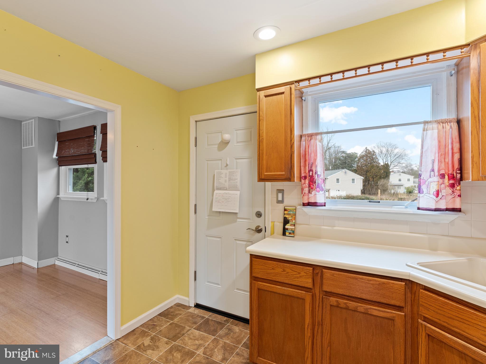 117 Crozerville Road Aston, PA 19014 - Photo 17 of 37 Outside exit from Kitchen to Deck