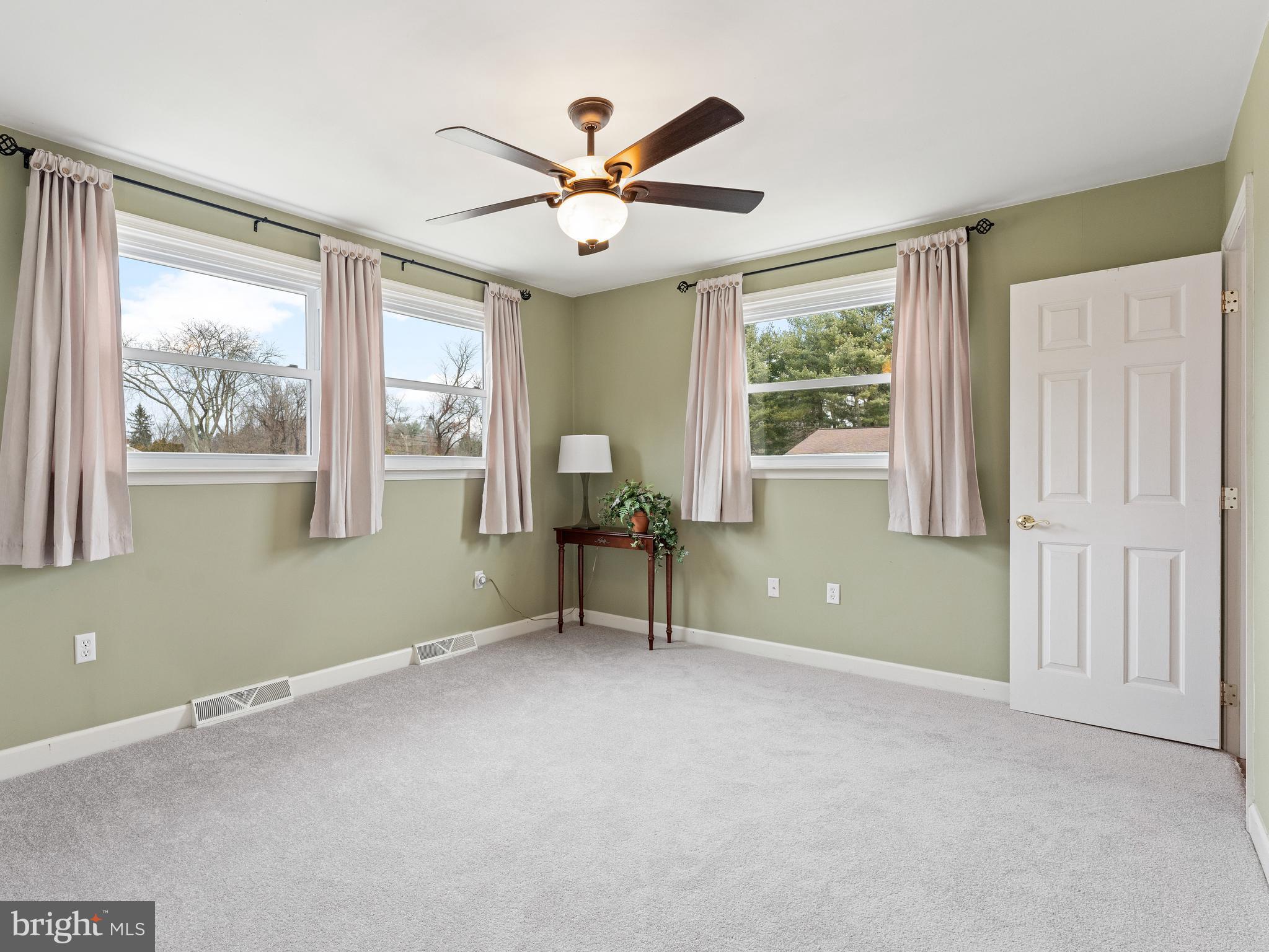 117 Crozerville Road Aston, PA 19014 - Photo 20 of 37 Primary Bedroom