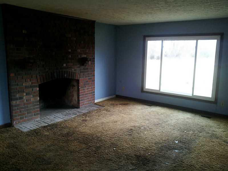 6808 Milhouse Road Indianapolis, IN 46221 - Photo 3 of 6 Gallery Image 3