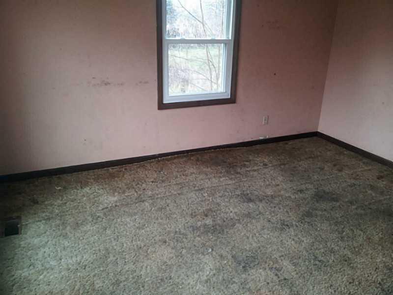 6808 Milhouse Road Indianapolis, IN 46221 - Photo 4 of 6 Gallery Image 4