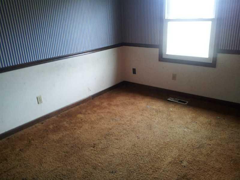 6808 Milhouse Road Indianapolis, IN 46221 - Photo 5 of 6 Gallery Image 5