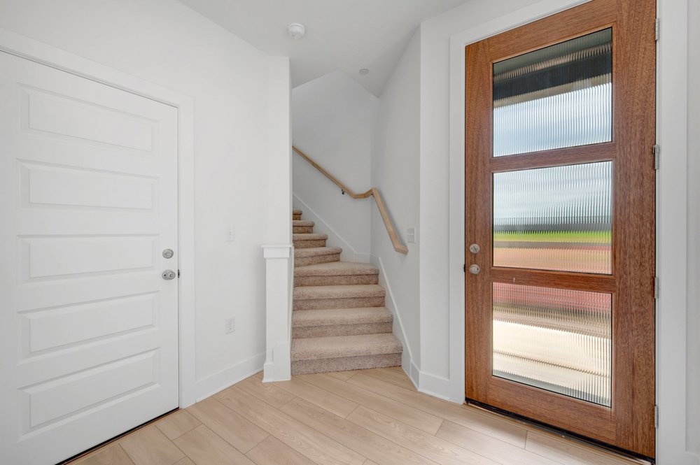 1010 A Brickell Loop Austin, TX 78744 - Photo 2 of 28 Entry Way