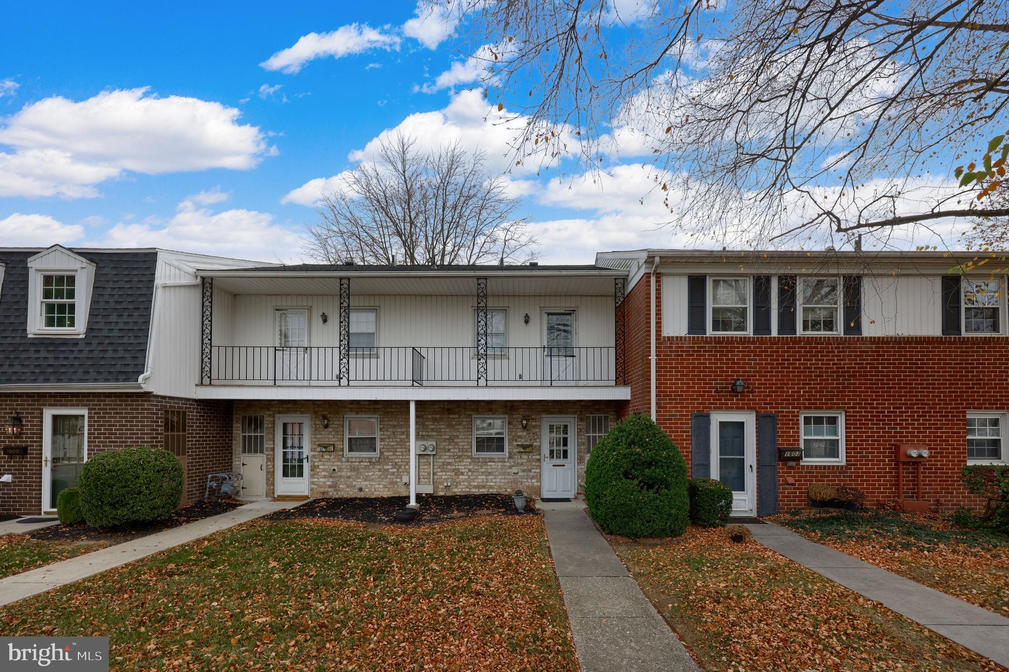 1605 Wogan Road York, PA 17404 - Photo 2 of 26